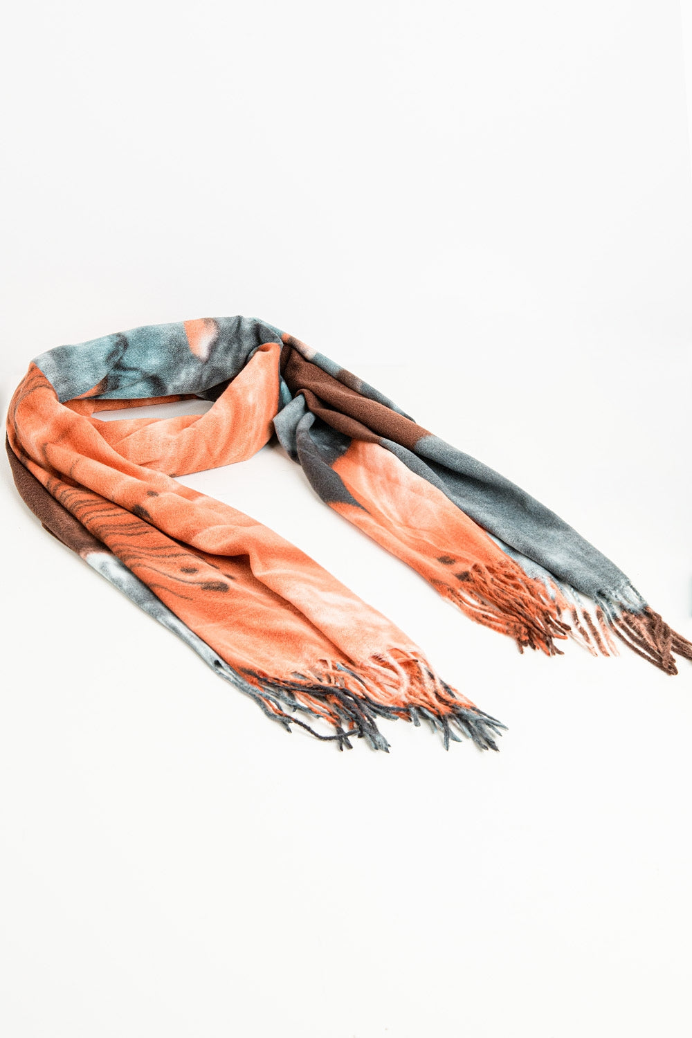 bufanda estampada flores naranja Q2