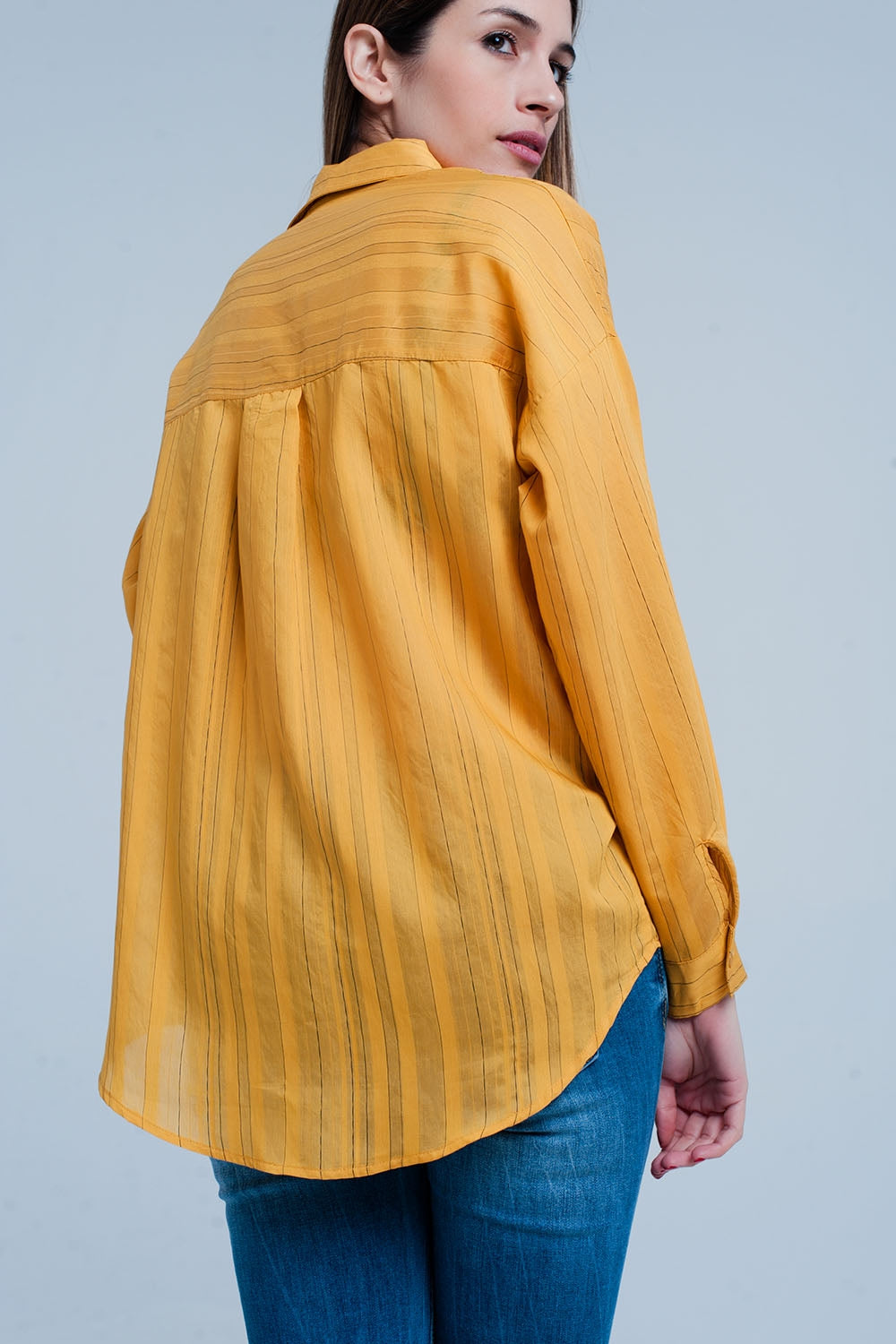 Camisa amplia mustard a rayas Q2