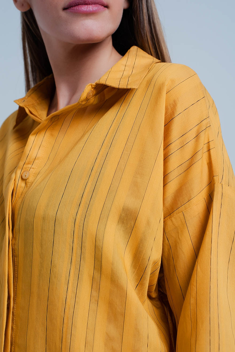 Camisa amplia mustard a rayas Q2
