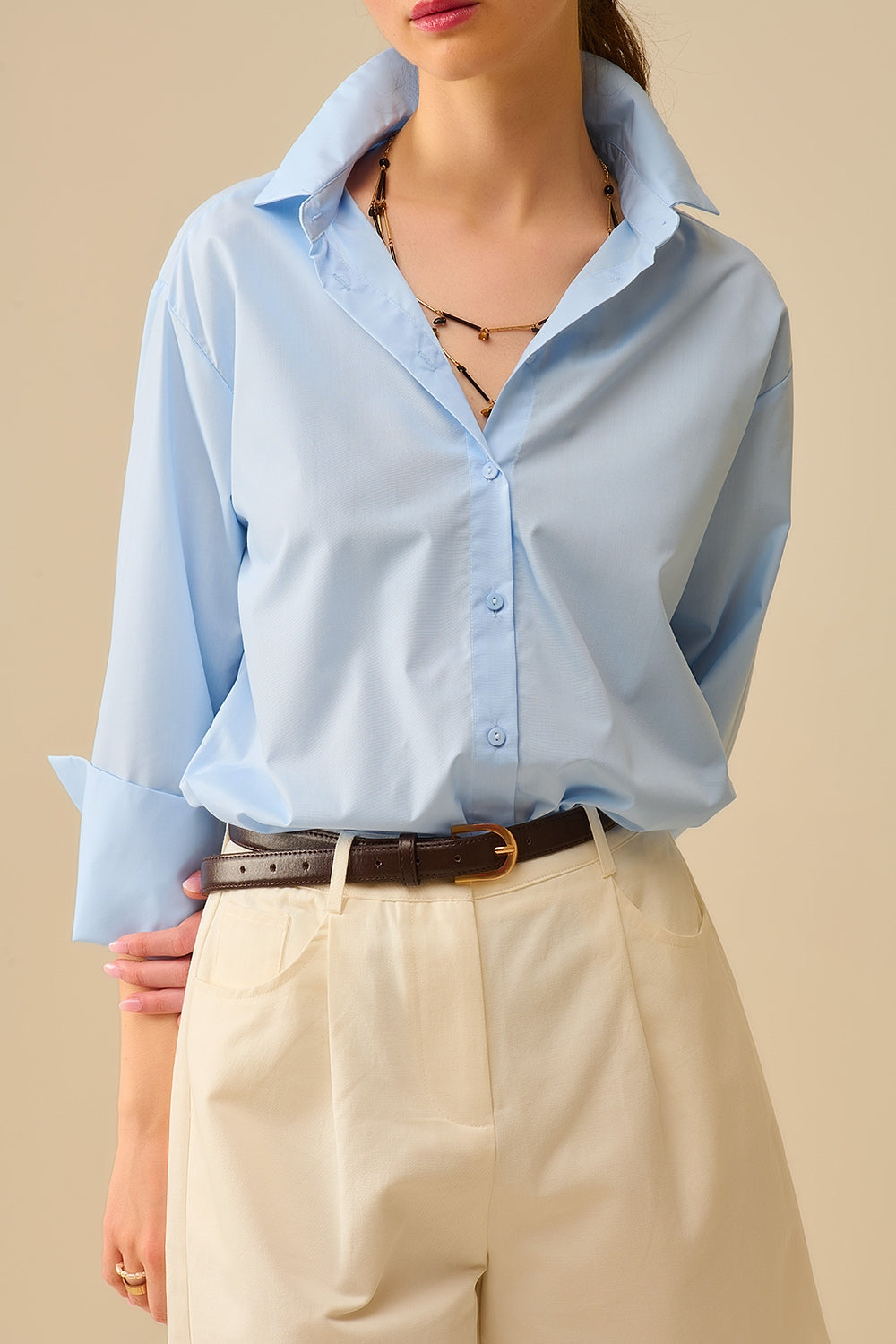 Camisa de popelina azul con puños extra anchos Q2