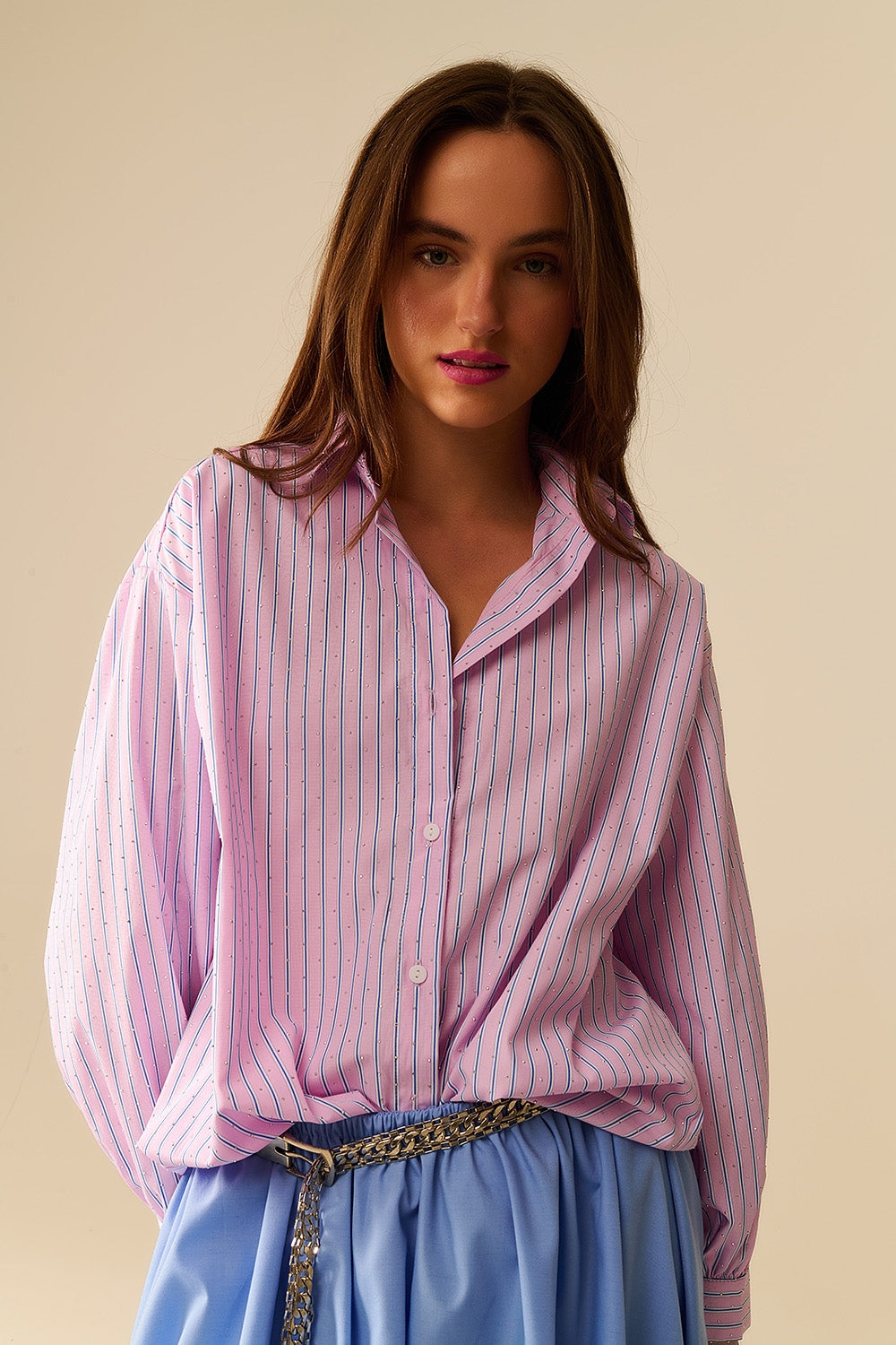 Q2 Camisa de popelina rosa a rayas adornada con strass