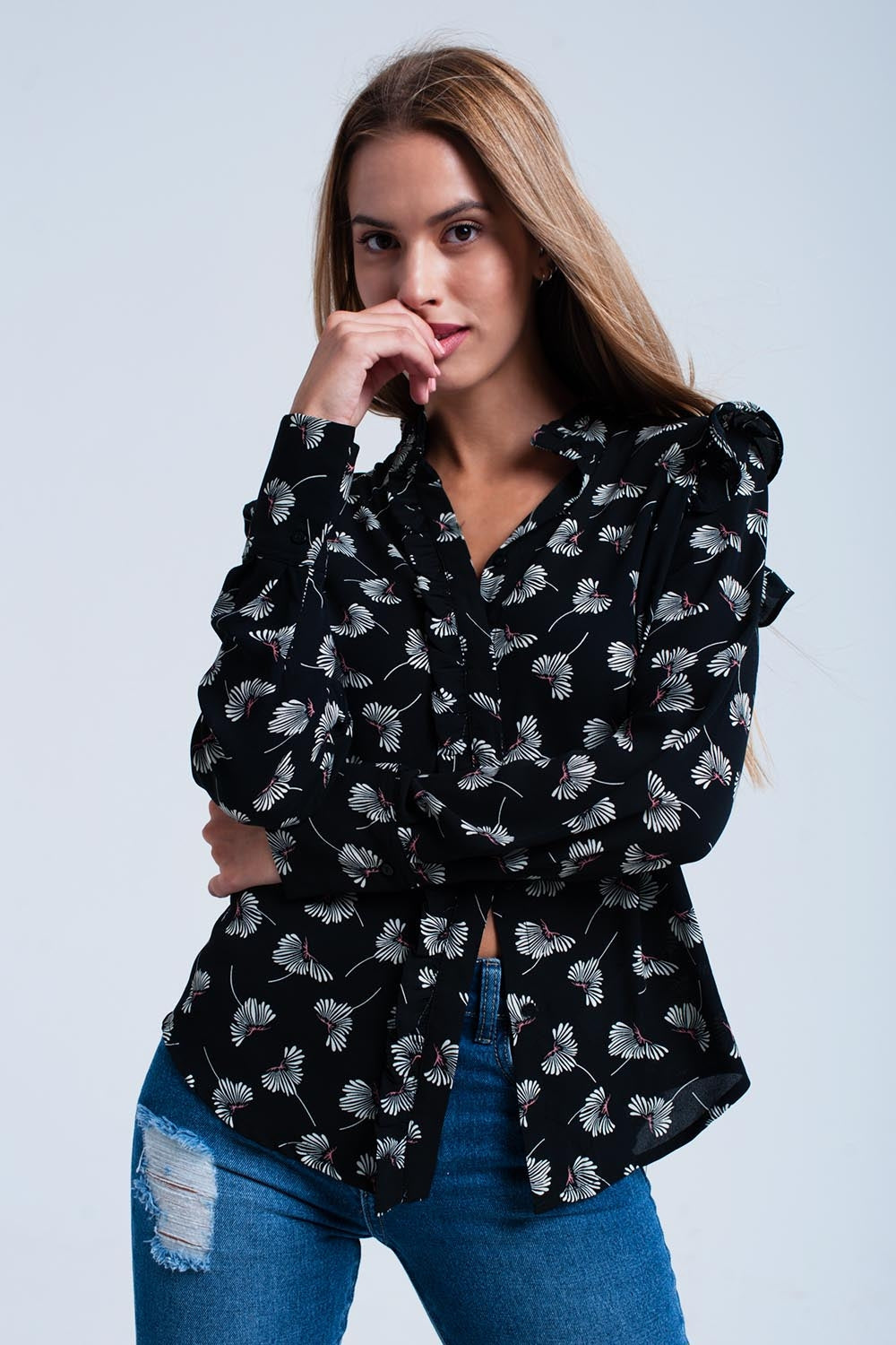 Camisa estampado floral negra Q2