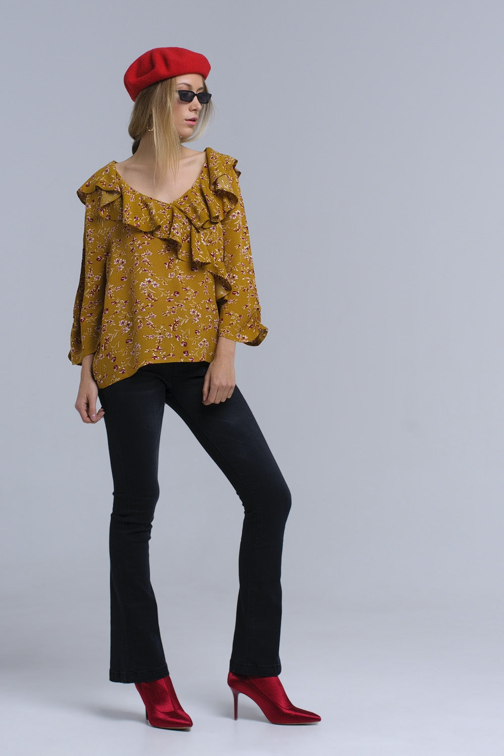 Camisa mostaza con volantes cruzados Q2