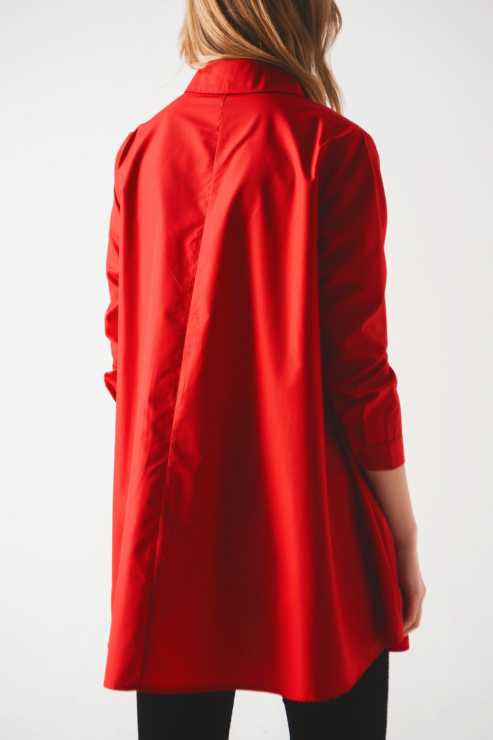 Camisa oversize en rojo intenso Q2