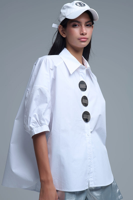 Q2 Camisa relajada de popelina de manga 3/4 con detalle de botones en blanco