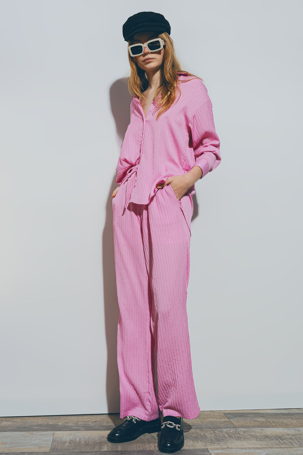 Camisa suelta texturizada en rosa Q2