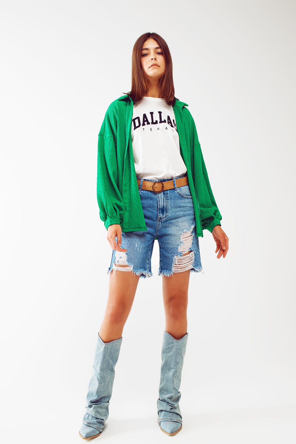 Camisa texturizada con mangas abullonadas en verde Q2