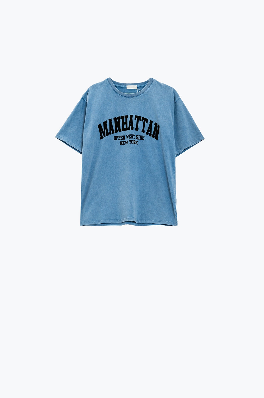 Camiseta azul con texto manhattan Q2