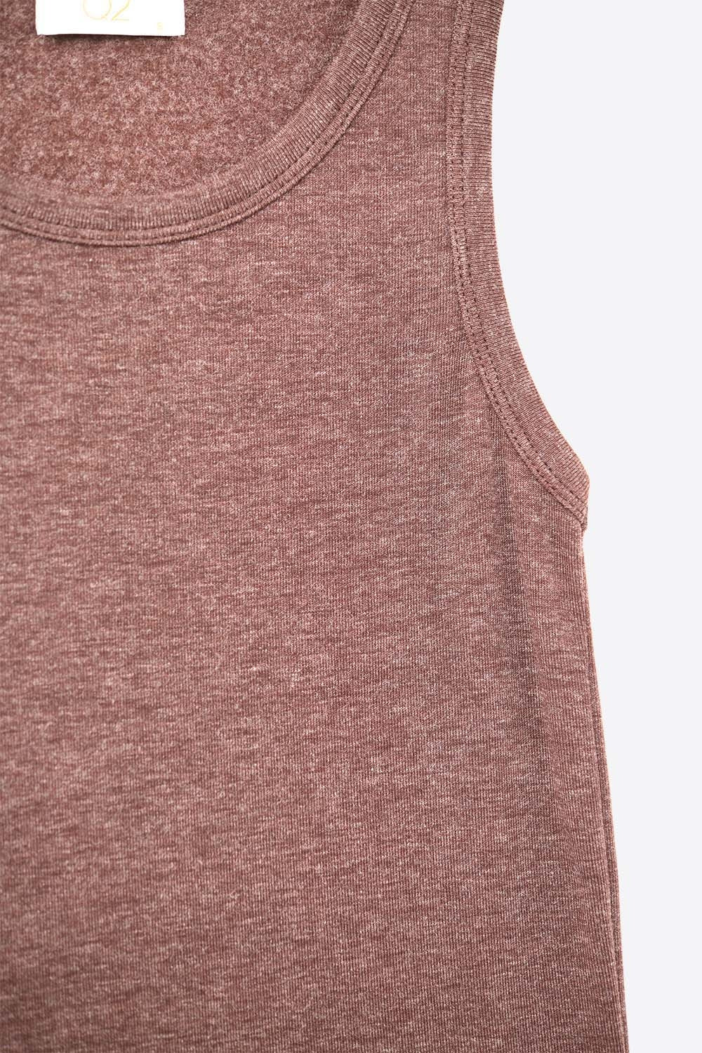 Camiseta básica de punto supersuave en marrón chocolate Q2