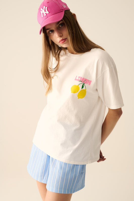 Q2 camiseta blanca relajada con estampado de limón