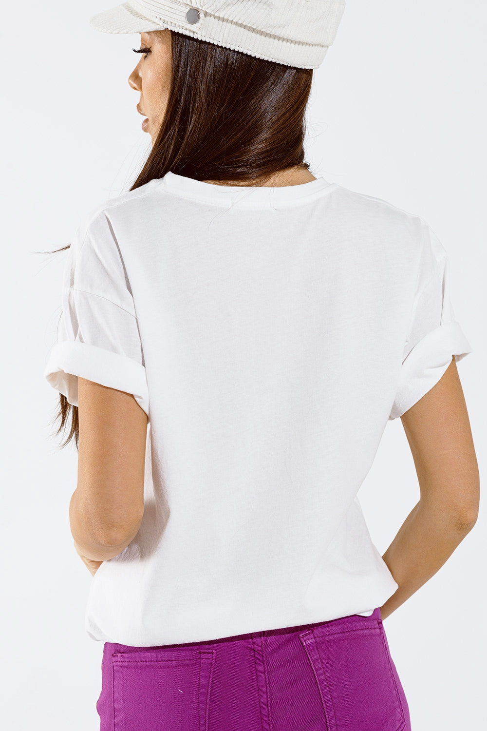 Camiseta con estampado digital LOVE art deco en blanco Q2