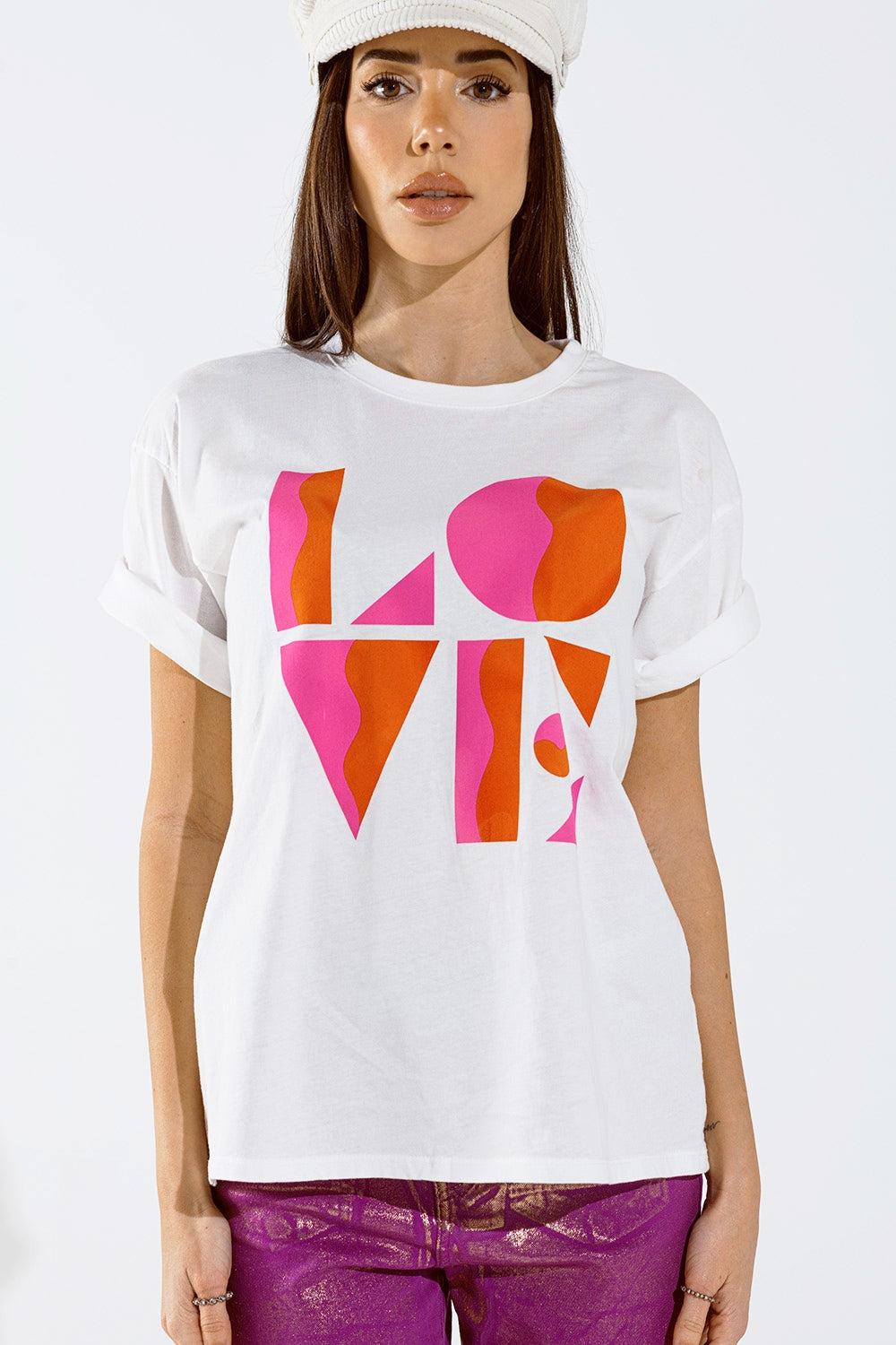 Camiseta con estampado digital LOVE art deco en blanco Q2