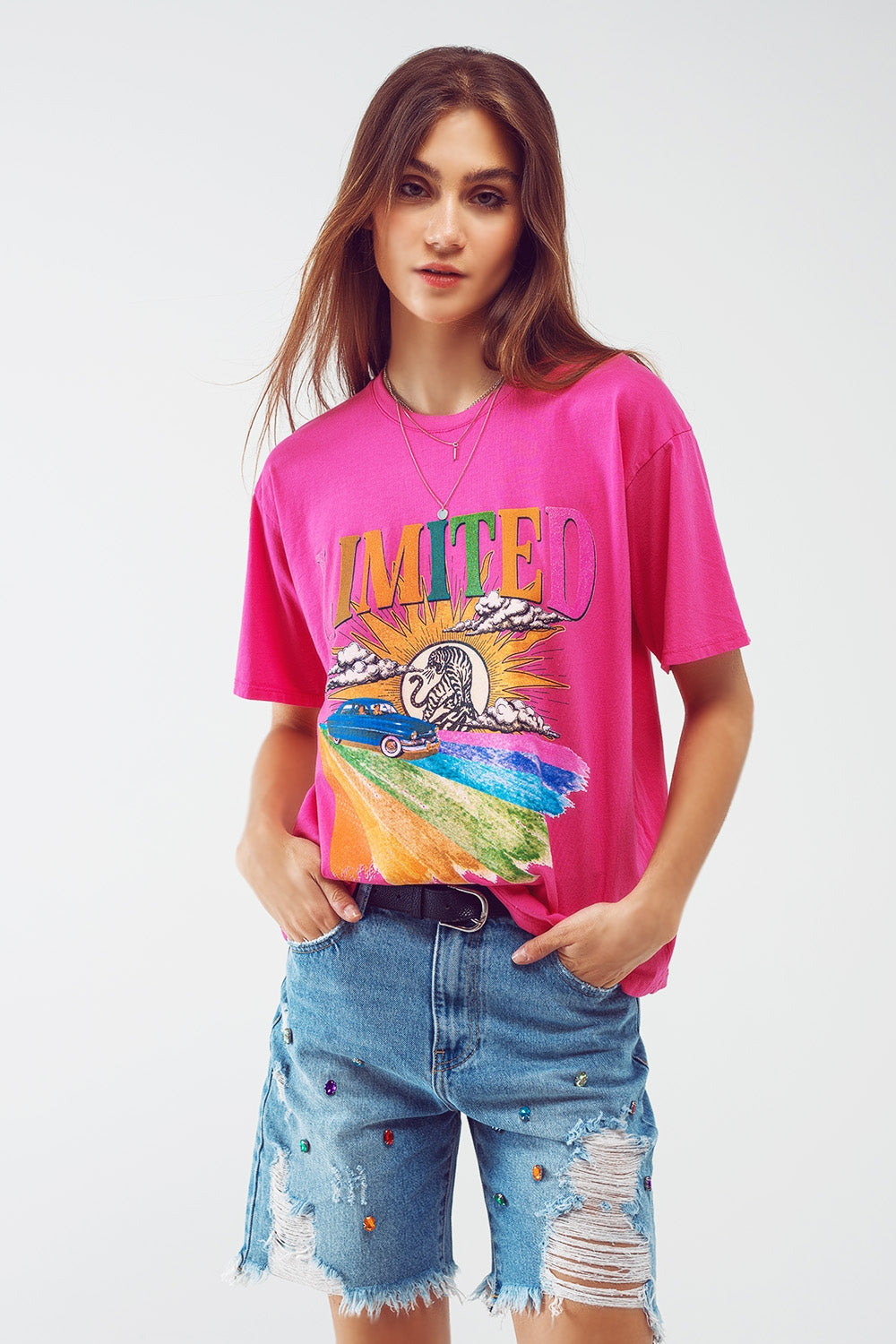Camiseta con estampado gráfico limitado en Fucsia Q2