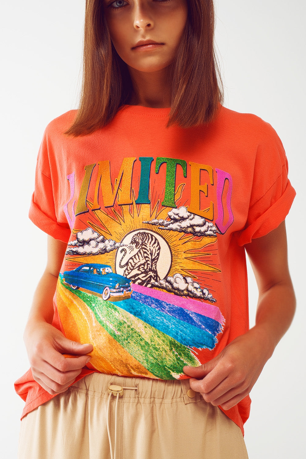 Camiseta con estampado gráfico Limited en naranja Q2