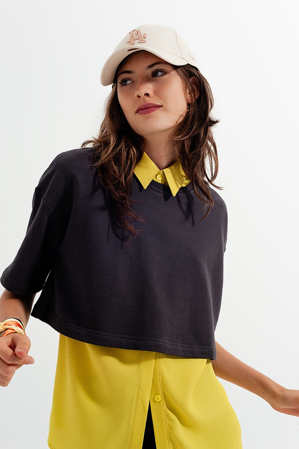 Camiseta corta gris oscuro Q2