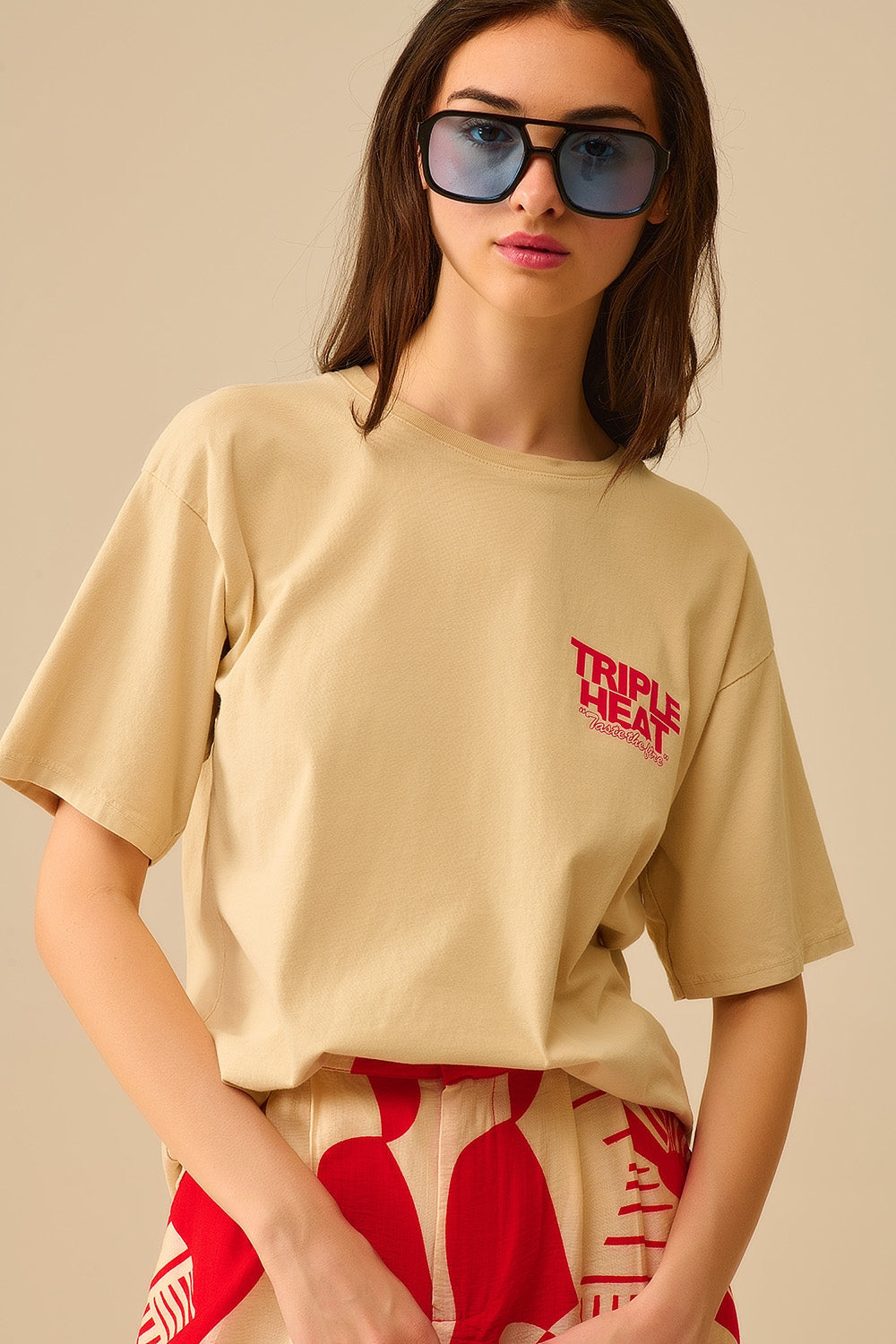 Camiseta de manga corta TRIPLE HEAT beige de corte relajado Q2