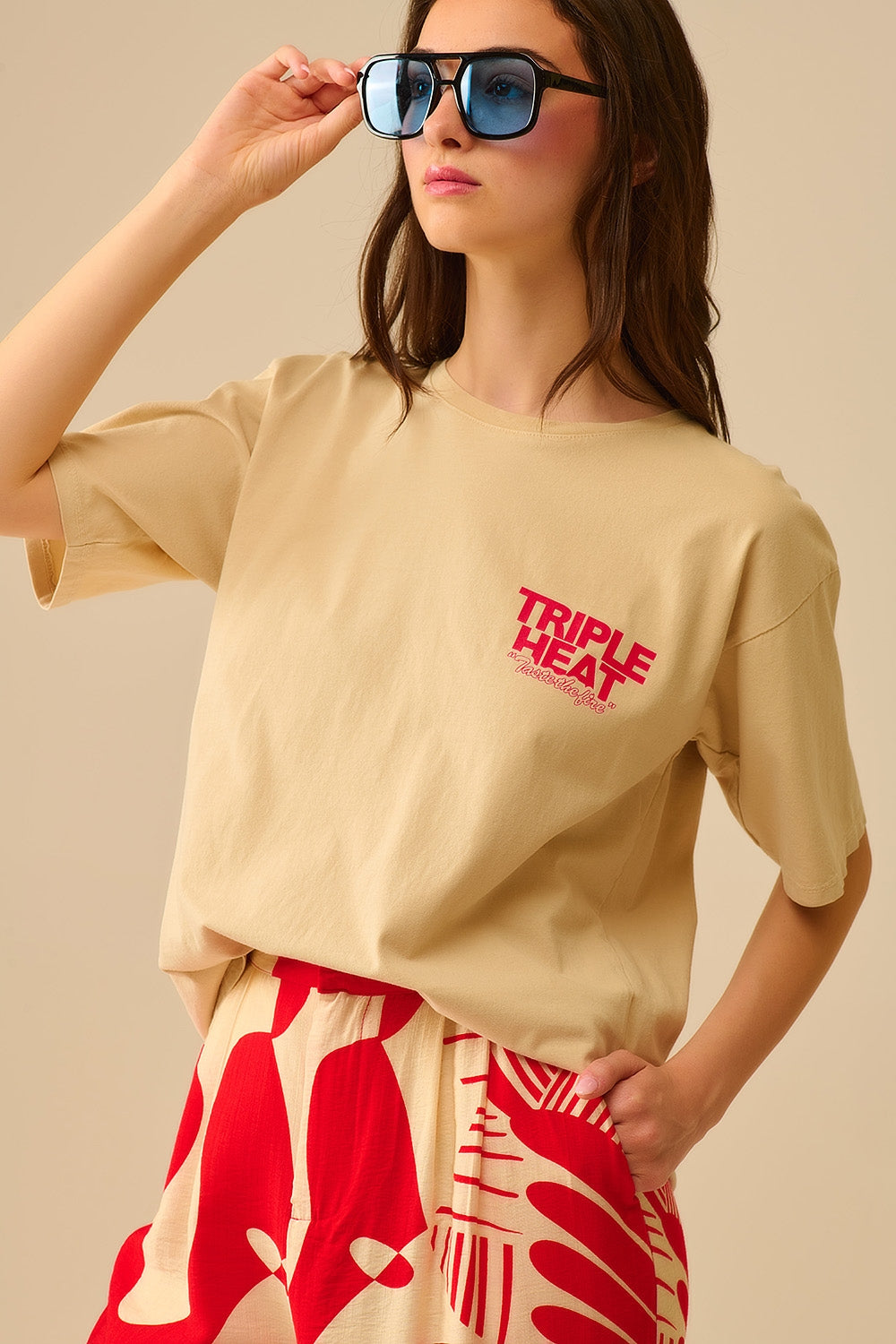 Q2 Camiseta de manga corta TRIPLE HEAT beige de corte relajado