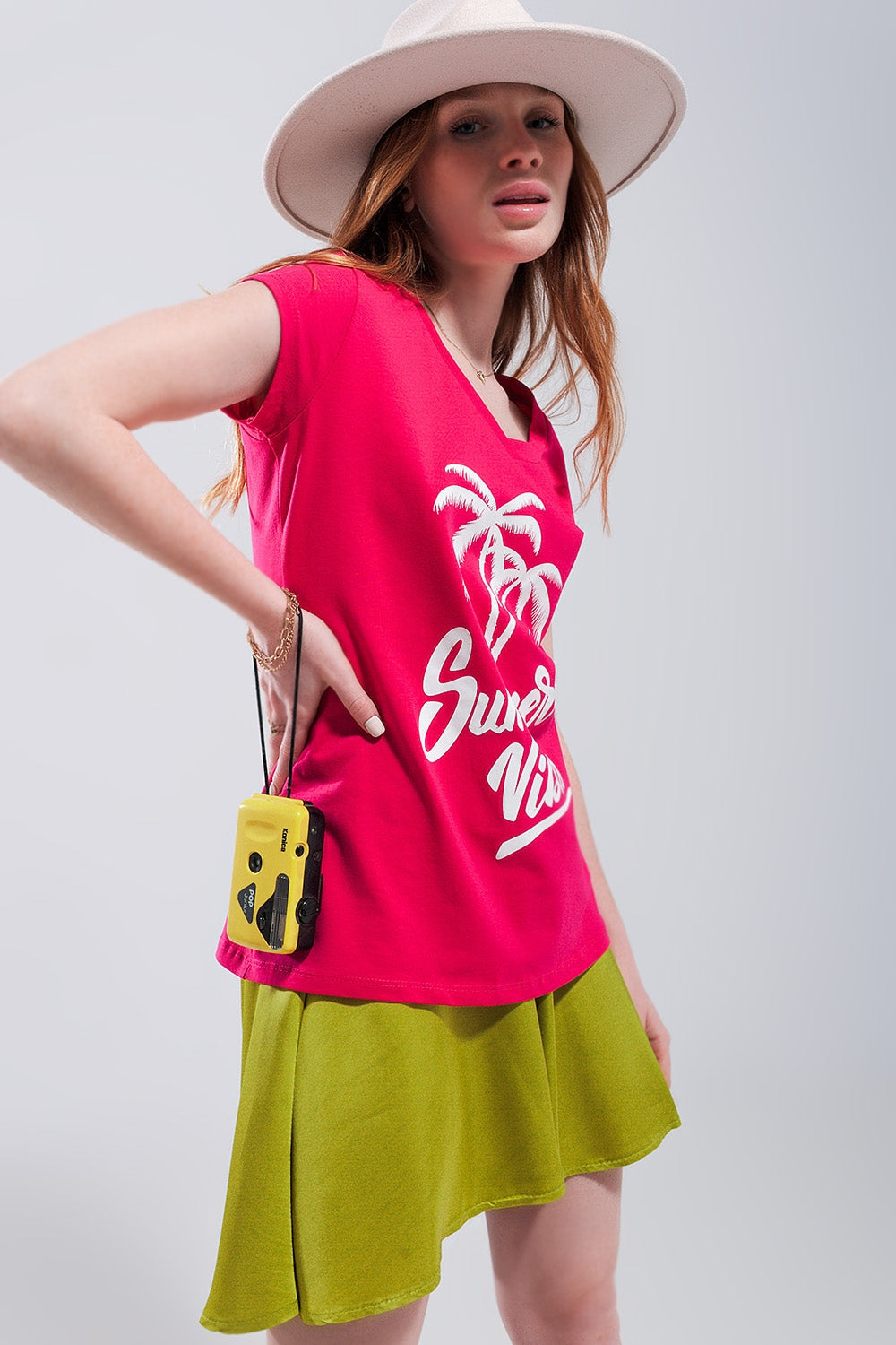 Camiseta fucsia con estampado Summer Vibes Q2