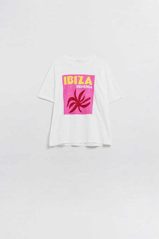 Q2 Camiseta Relajada Bohemia Blanca de Ibiza con Estampado Rosa
