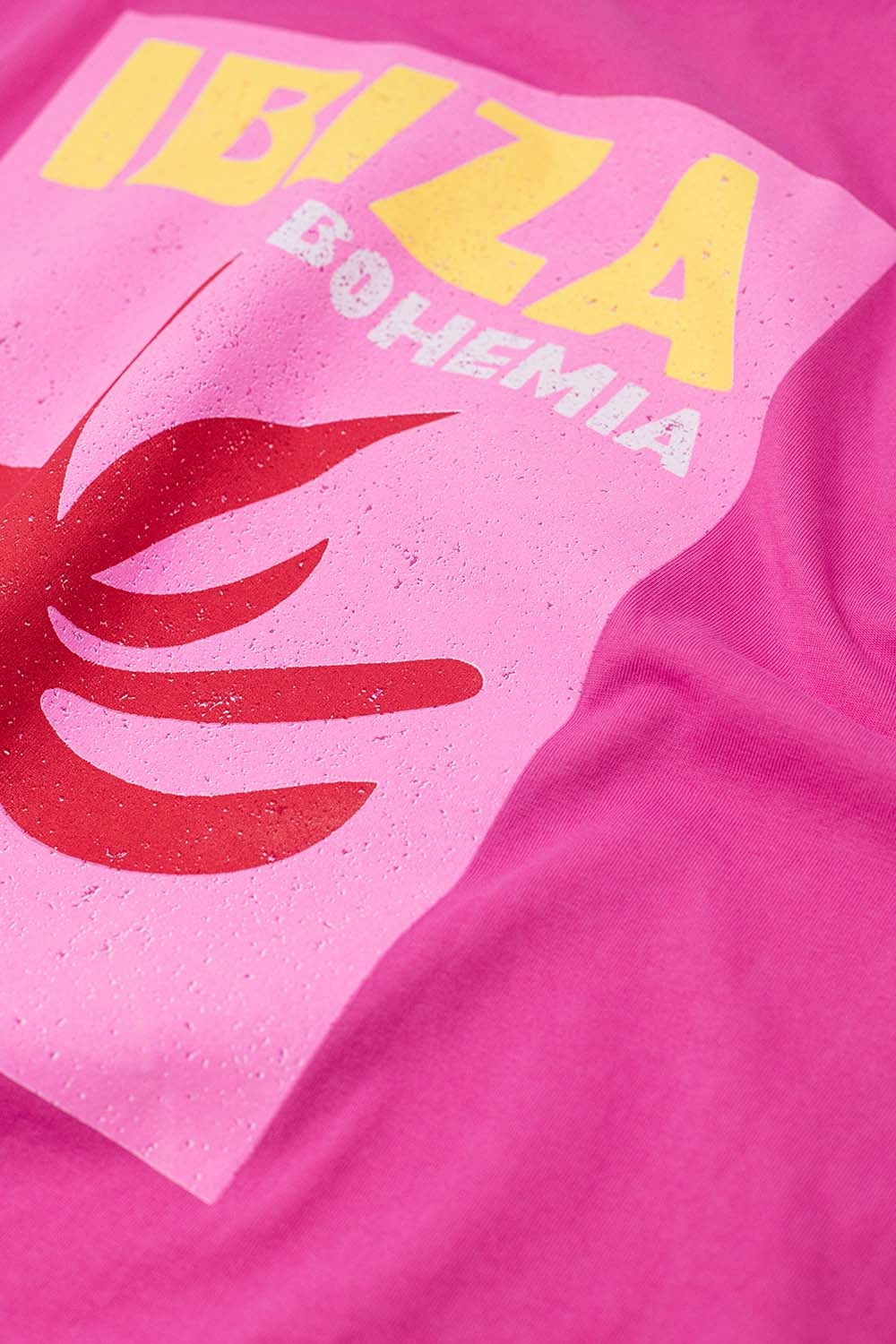 Camiseta relajada Ibiza Bohemia fucsia con estampado rosa Q2