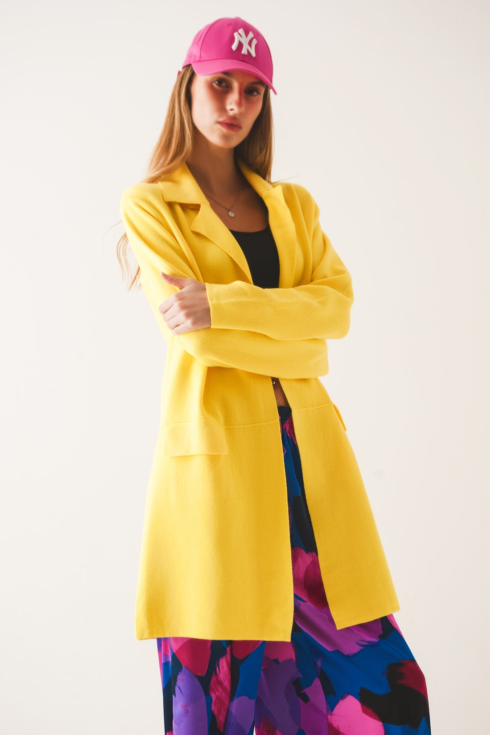Cardigan extra grande en amarillo con solapas Q2