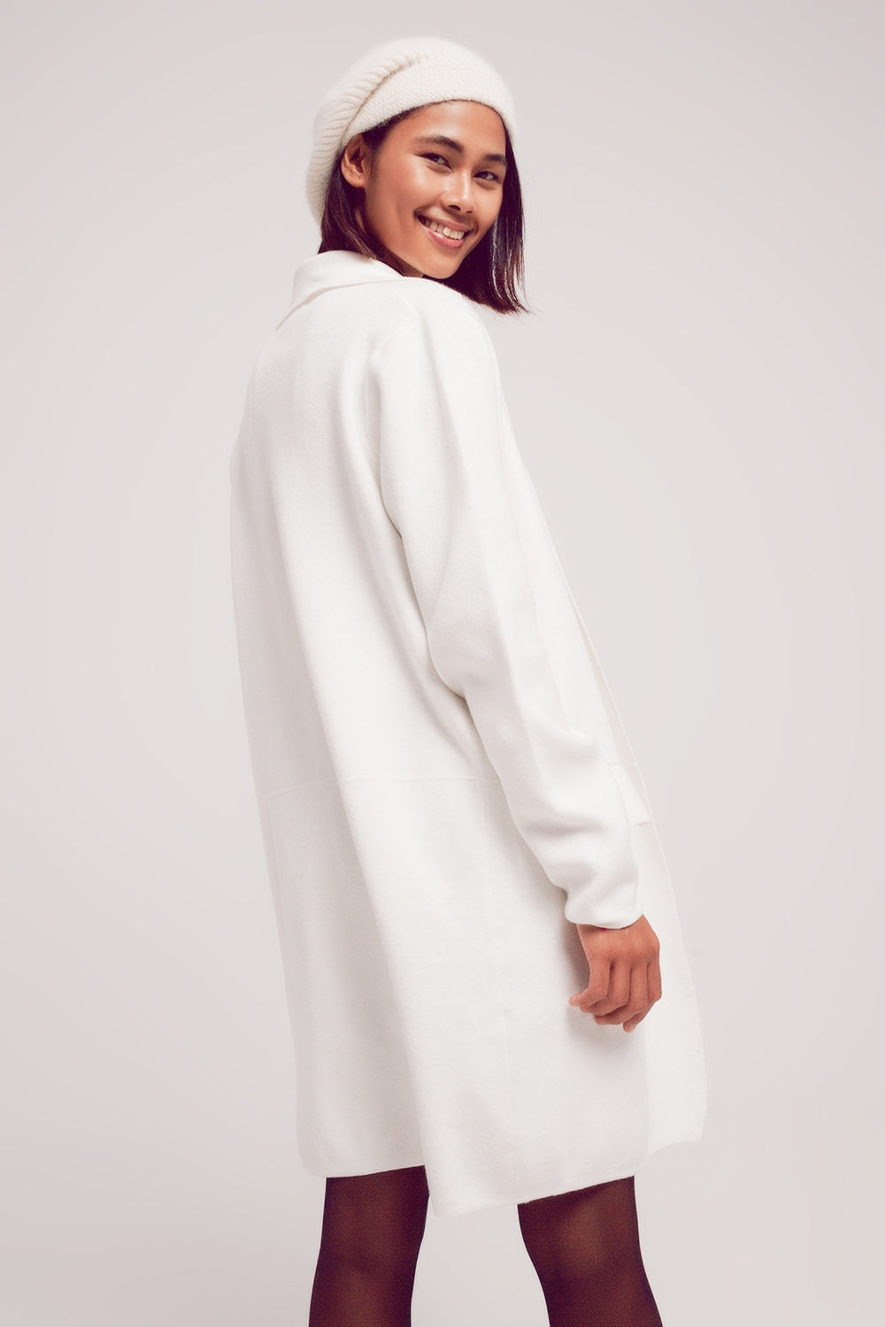 Cardigan extra grande en crudo con solapas Q2