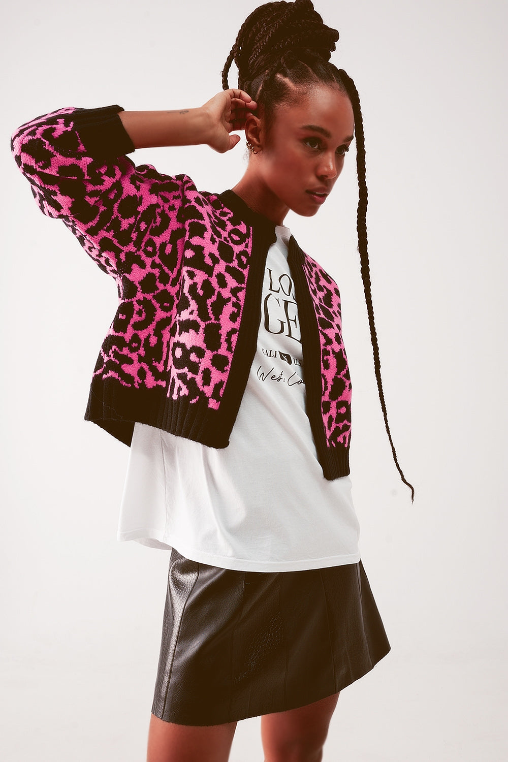 Cardigan fucsia con diseño animal Q2