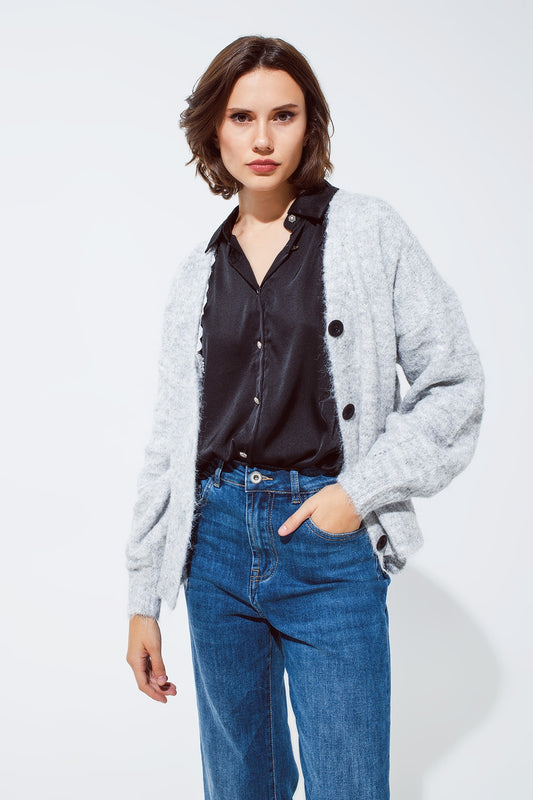Q2 Cárdigan gris con cuello en V con detalle de puntilla