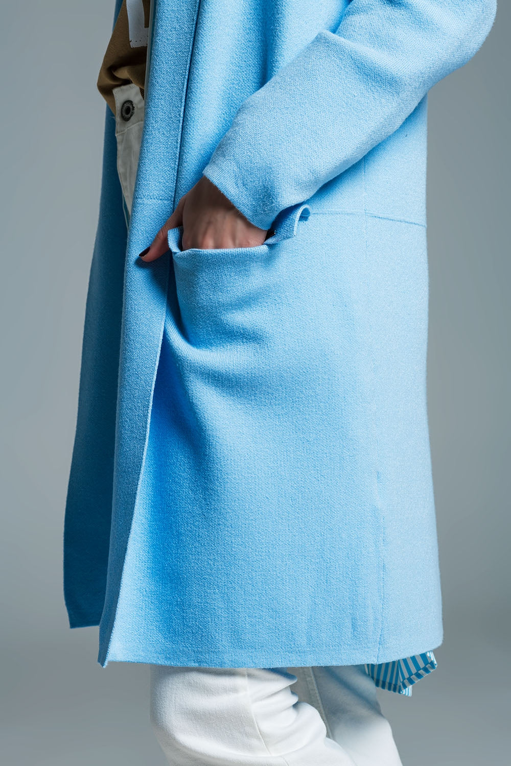Cárdigan maxi de cuello oversize en azul bebé Q2