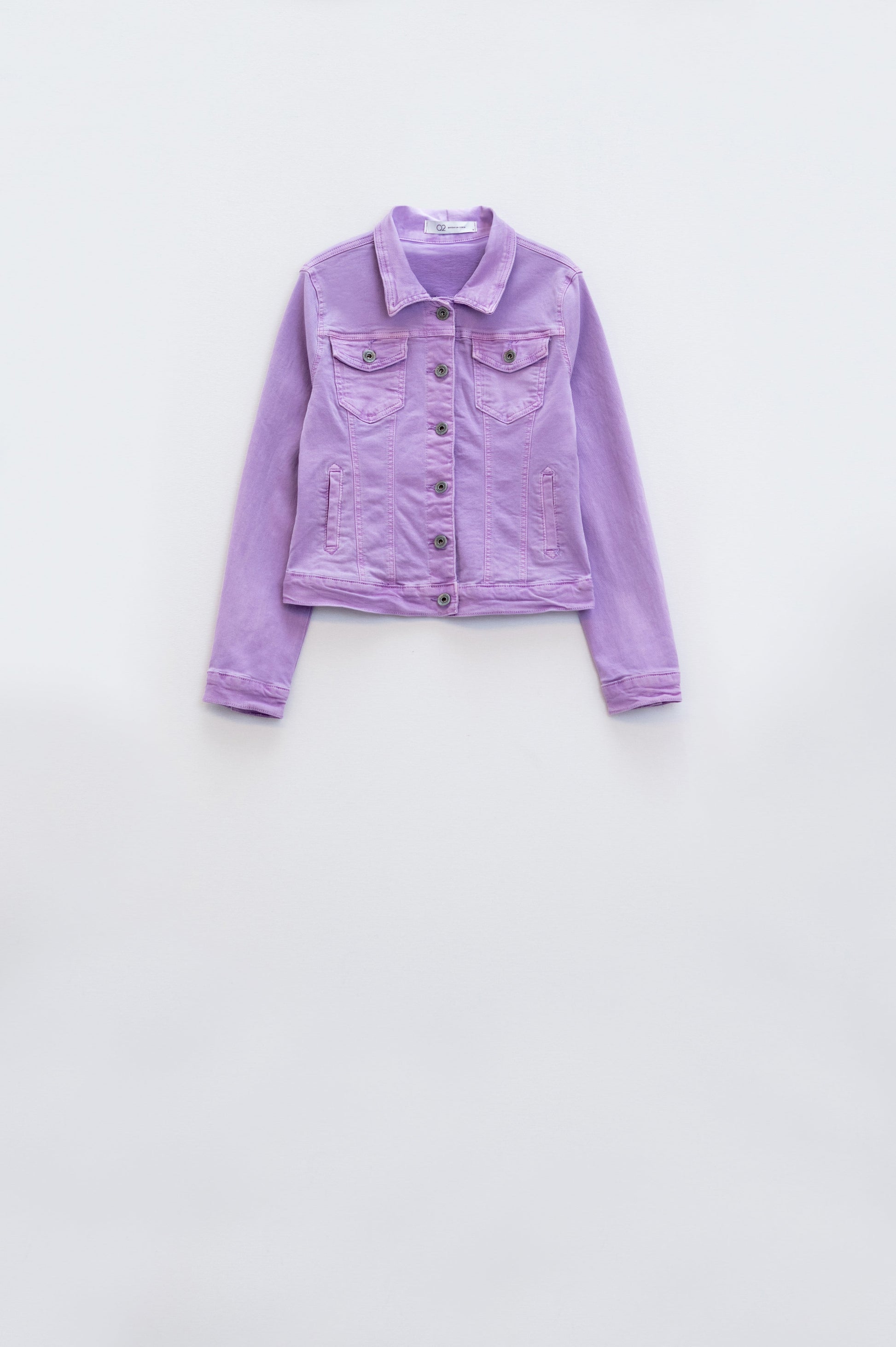 Cazadora vaquera slim trucker en lila Q2
