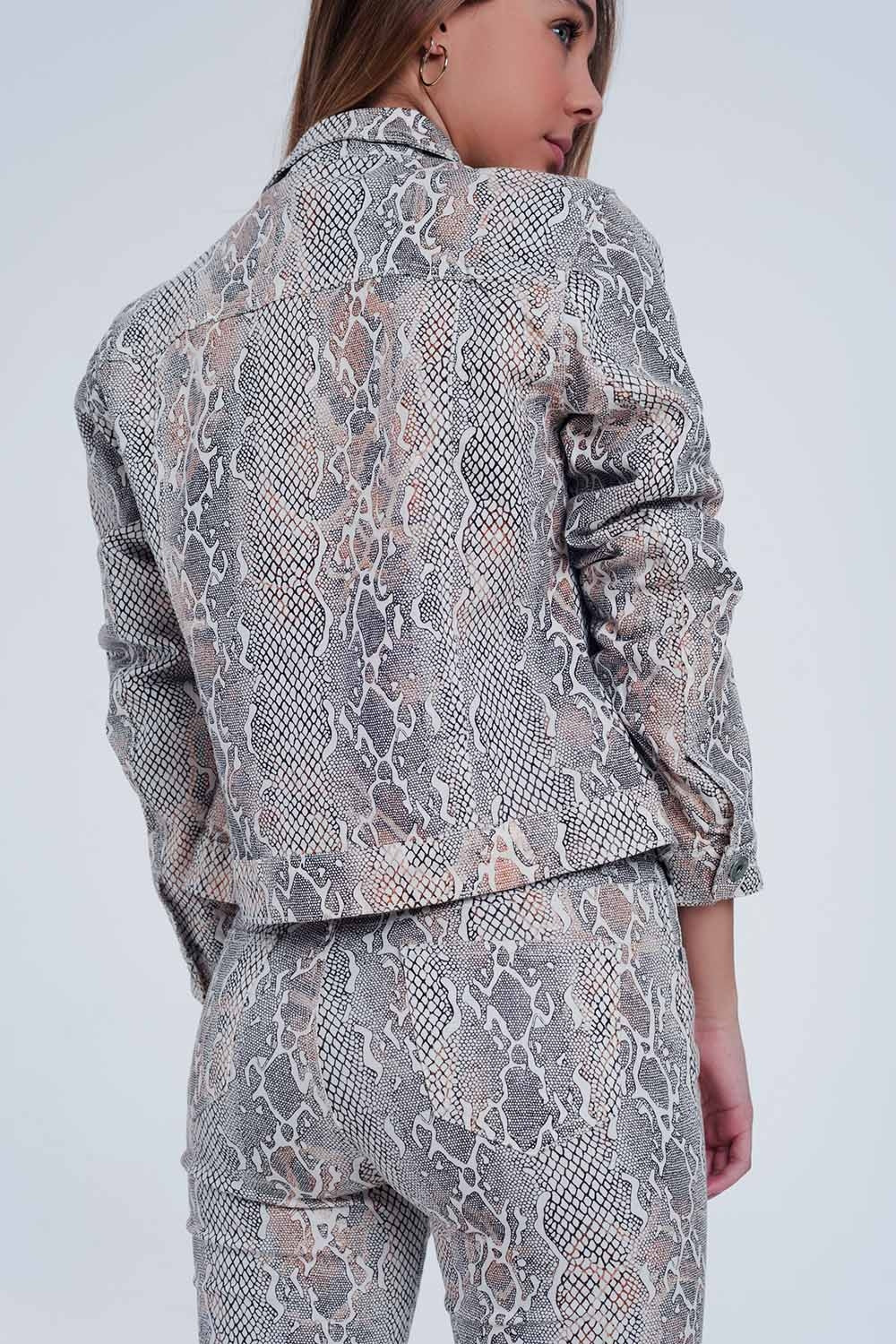 Chaqueta con estampado de efecto piel de serpiente Q2