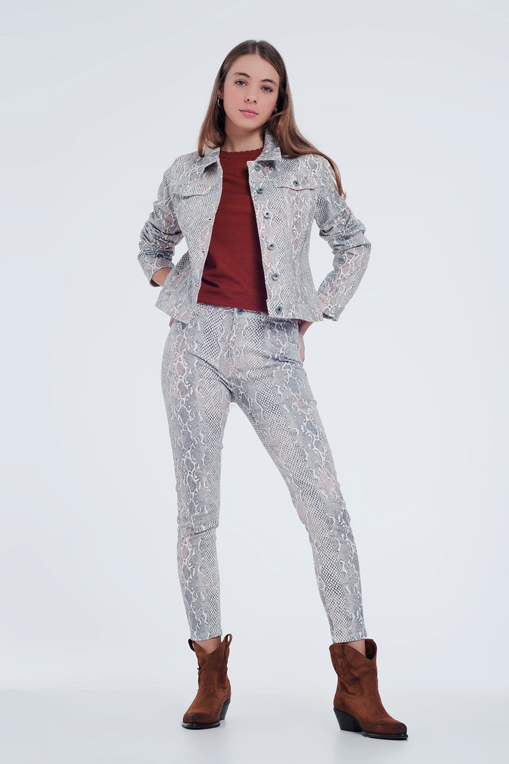 Chaqueta con estampado de efecto piel de serpiente Q2