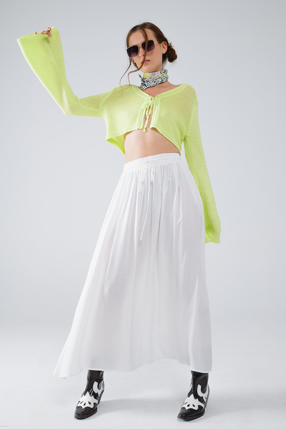 Chaqueta de punto de manga larga en verde lima con detalle de nudo Q2