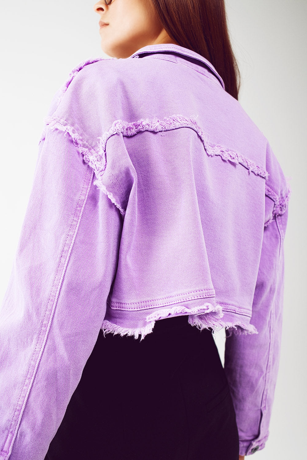 Chaqueta vaquera corta morada Q2