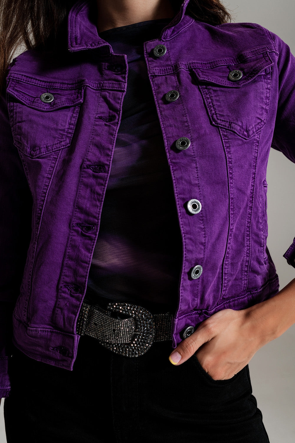Chaqueta vaquera morado de corte slim Q2