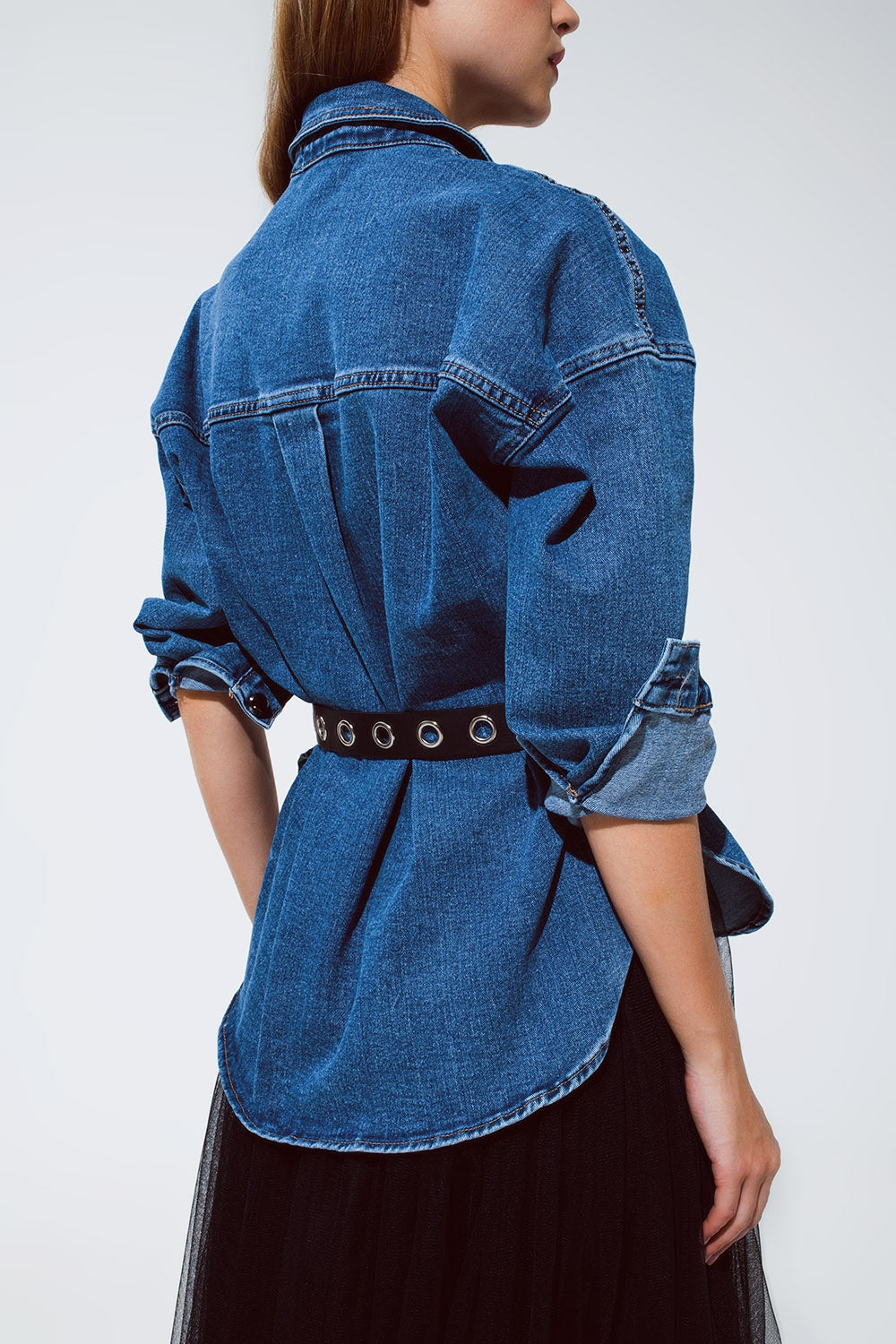 chaqueta vaquera oversize con bolsillos cargo Q2