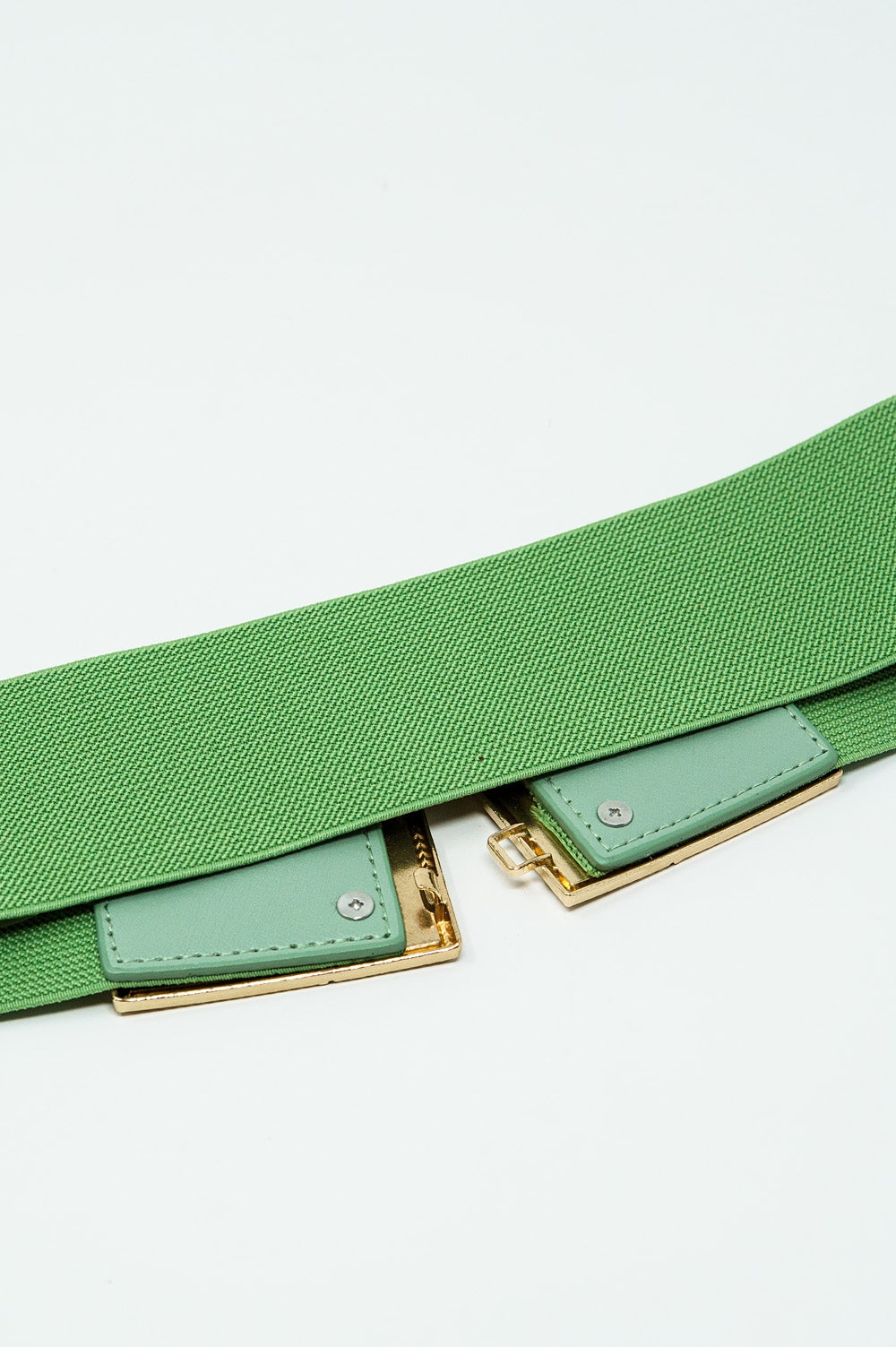 Cinturón elástico verde con hebillas cuadradas Q2