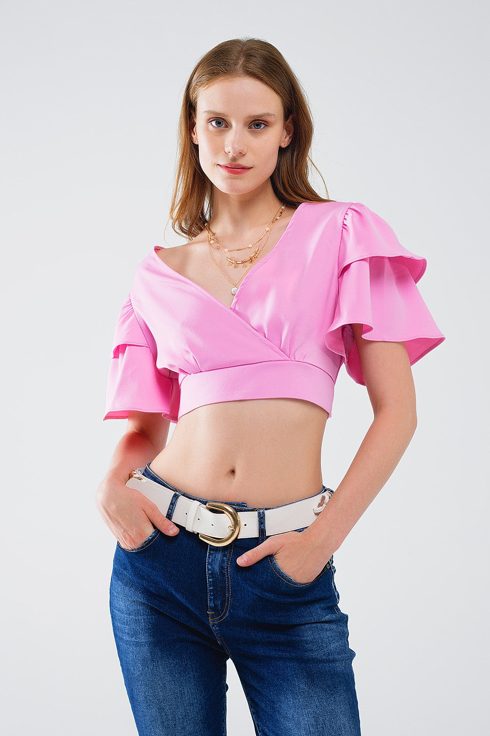 Crop Top Rosa Con Mangas Cortas Y Cuello En V Q2