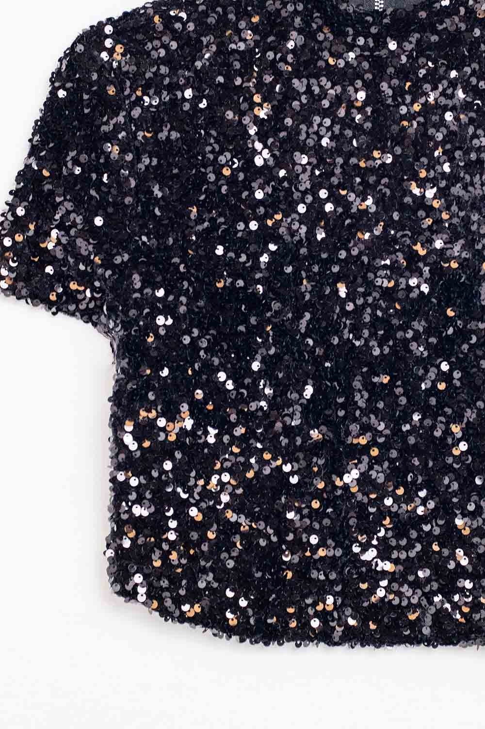 Cropped top negro con lentejuelas Q2