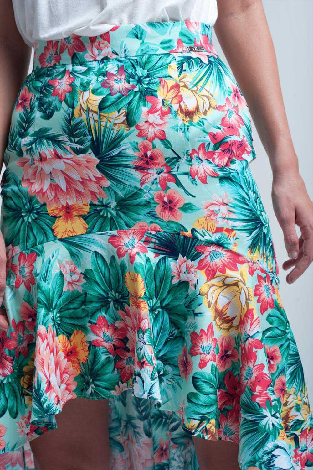 Falda floral asimétrica de color verde Q2