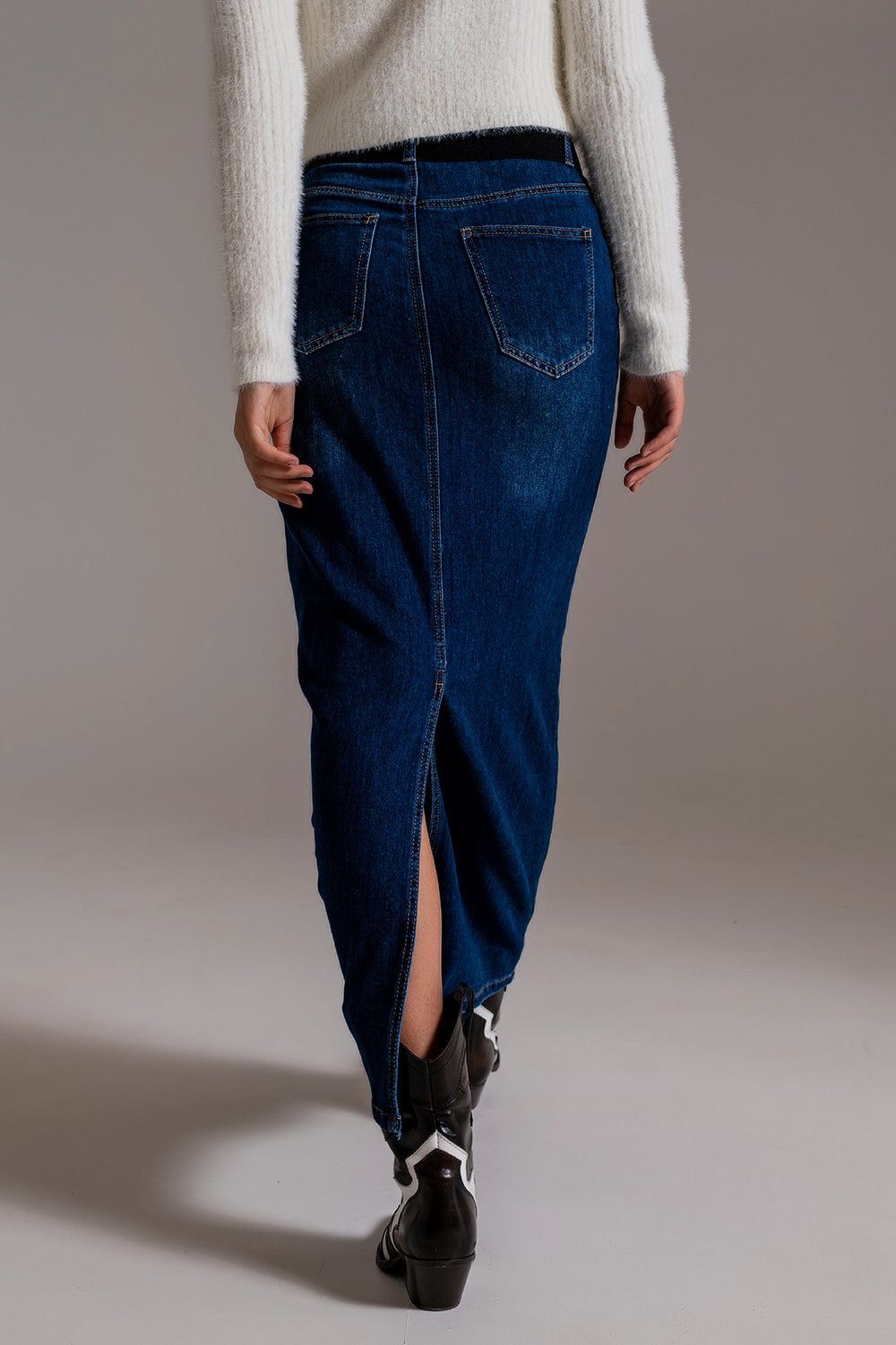 Falda larga denim elástica estilo años 90 en lavado oscuro Q2