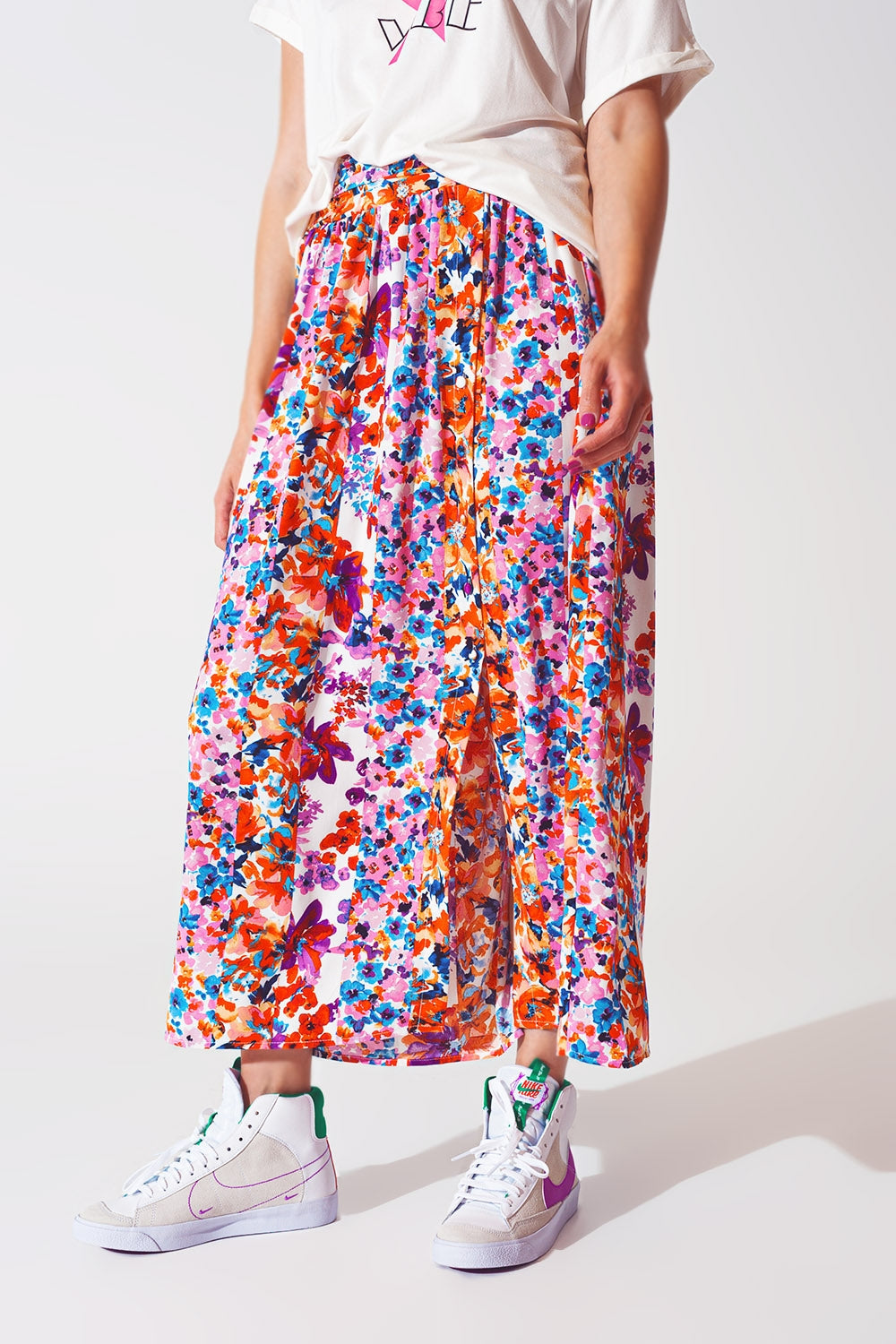 Falda midi plisada con estampado de flores Q2