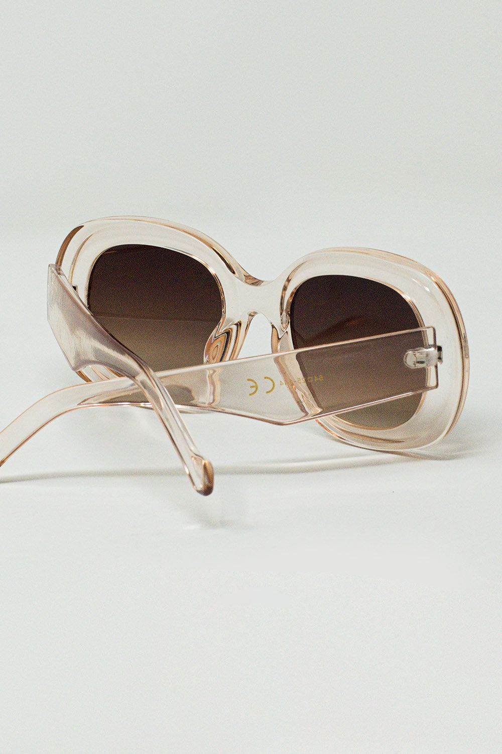 Gafas de sol circulares oversize en blanco traslucido Q2