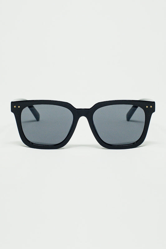 Q2 Gafas de sol con montura cuadrada biselada en negro
