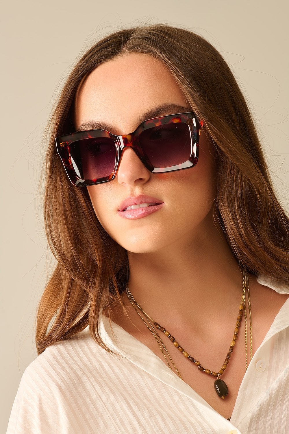 Gafas de sol cuadradas de los 90 en marrón Q2