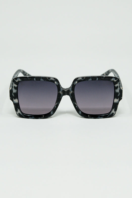 Q2 Gafas de sol cuadradas en blanco y negro con detalles de lunares grises