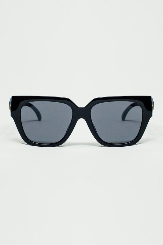 Q2 Gafas de sol negras gruesas y geométricas con lentes negras