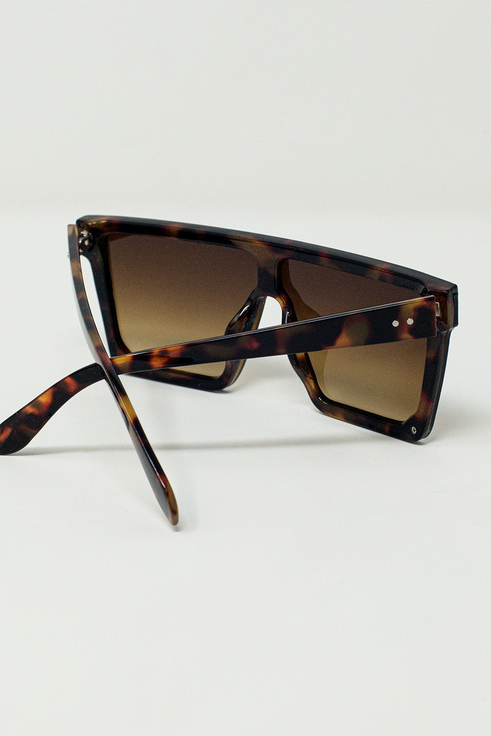 Gafas de sol Oversized Squared 70's en marrón Q2