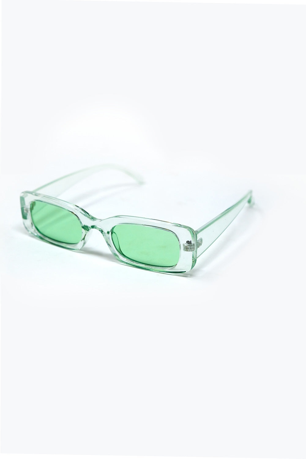 Gafas de sol rectangulares verdes transparentes con cristales ahumados verdes Q2