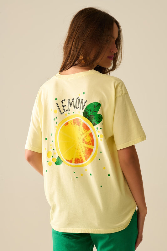 Q2 Hecho en Italia camiseta amarilla con gráfico de limón